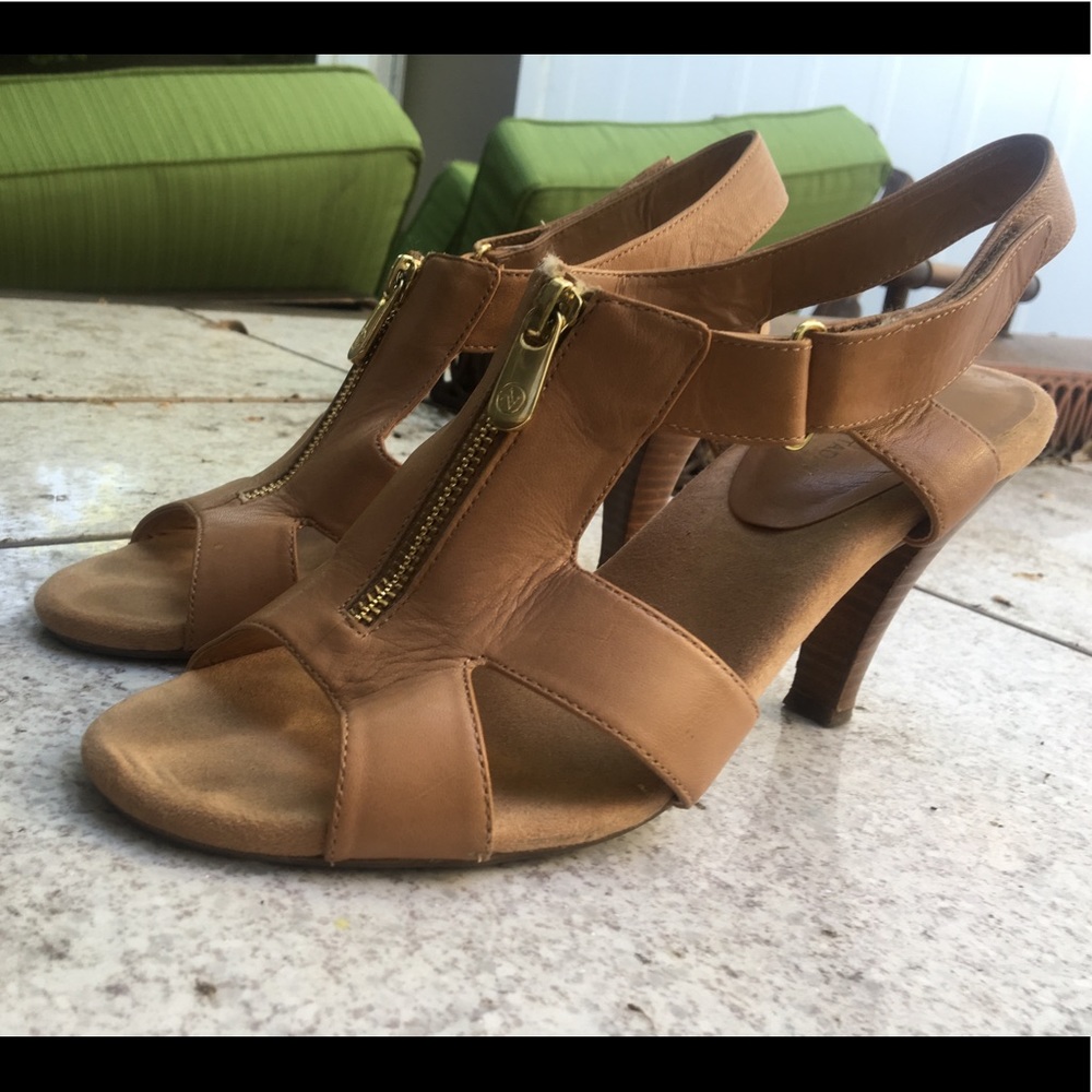 Pink Adrienne Vittadini Heels 3”